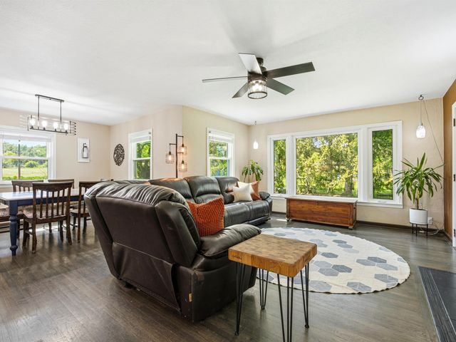 19295 GARNER Avenue, Council Bluffs, IA 51503