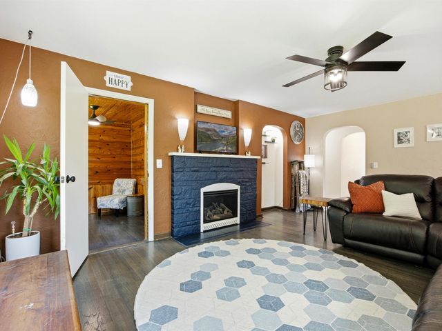 19295 GARNER Avenue, Council Bluffs, IA 51503