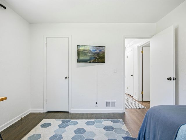 19295 GARNER Avenue, Council Bluffs, IA 51503