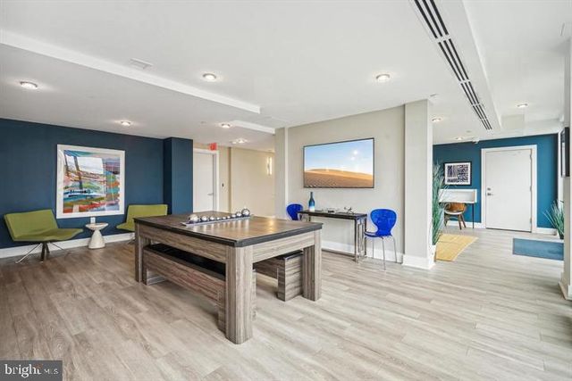 88 V St SW Apt 711, Washington, DC 20024