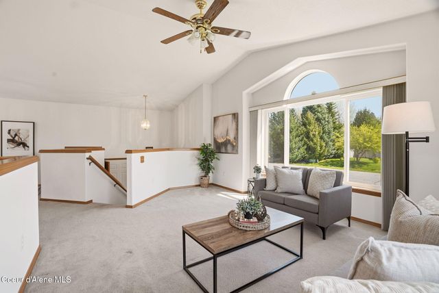 8527 N Rude St, Hayden, ID 83835