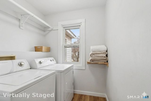 37 Manhan Street, Waterbury, CT 06710