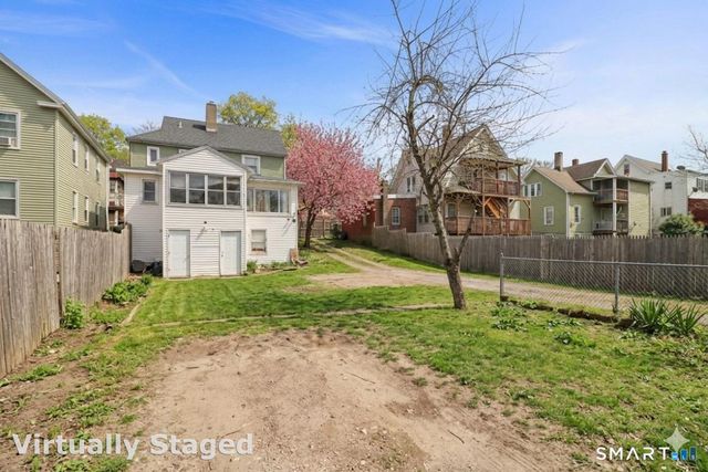 37 Manhan Street, Waterbury, CT 06710