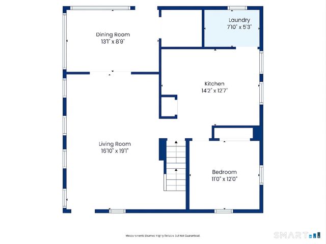 37 Manhan Street, Waterbury, CT 06710