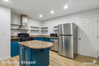 37 Manhan Street, Waterbury, CT 06710