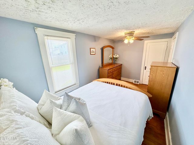 153 Dahlia Street, Rotterdam, NY 12306