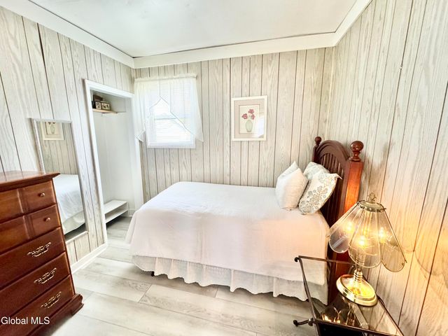 153 Dahlia Street, Rotterdam, NY 12306