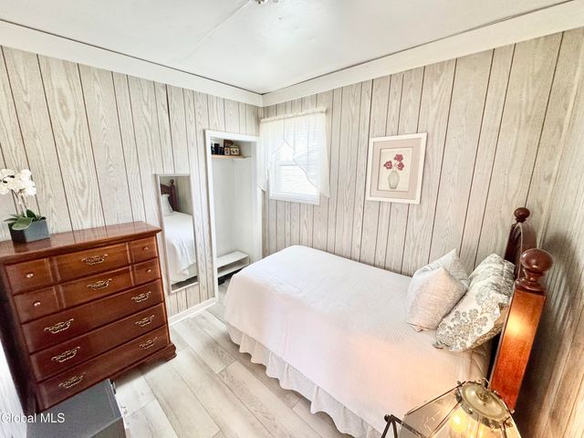 153 Dahlia Street, Rotterdam, NY 12306