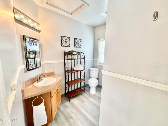 153 Dahlia Street, Rotterdam, NY 12306