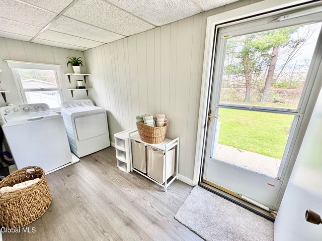153 Dahlia Street, Rotterdam, NY 12306
