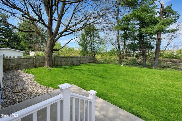 153 Dahlia Street, Rotterdam, NY 12306