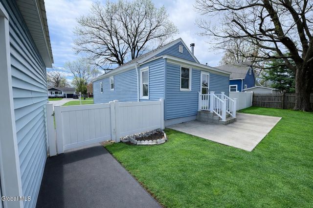 153 Dahlia Street, Rotterdam, NY 12306