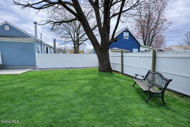 153 Dahlia Street, Rotterdam, NY 12306