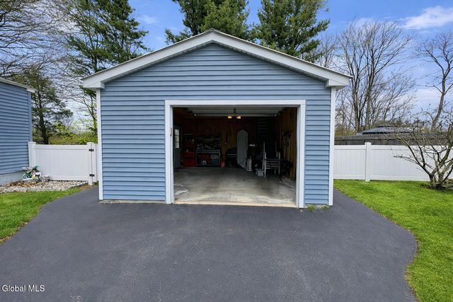 153 Dahlia Street, Rotterdam, NY 12306
