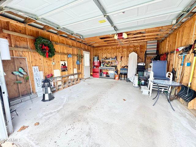 153 Dahlia Street, Rotterdam, NY 12306