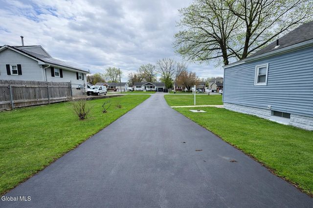 153 Dahlia Street, Rotterdam, NY 12306