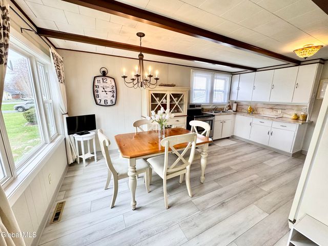 153 Dahlia Street, Rotterdam, NY 12306