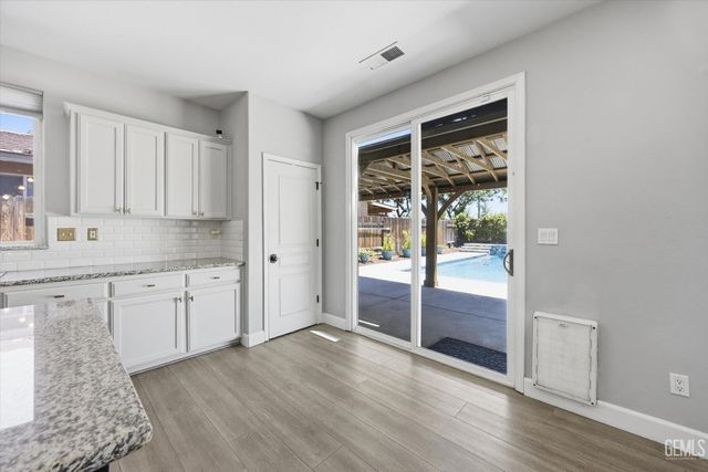 11719 Presidential Road, Bakersfield, CA 93312