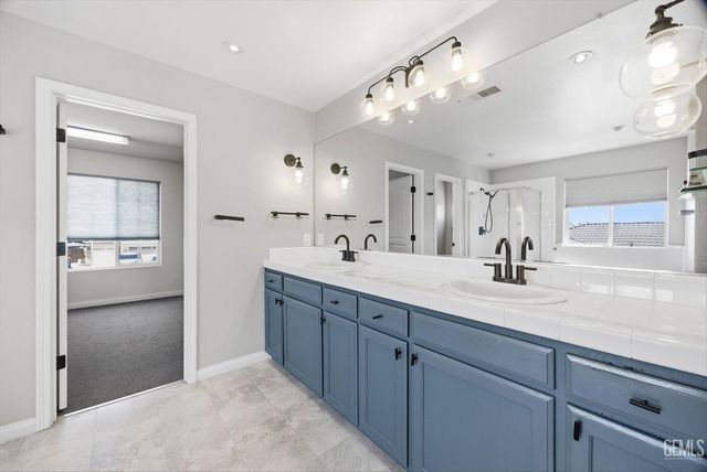 11719 Presidential Road, Bakersfield, CA 93312