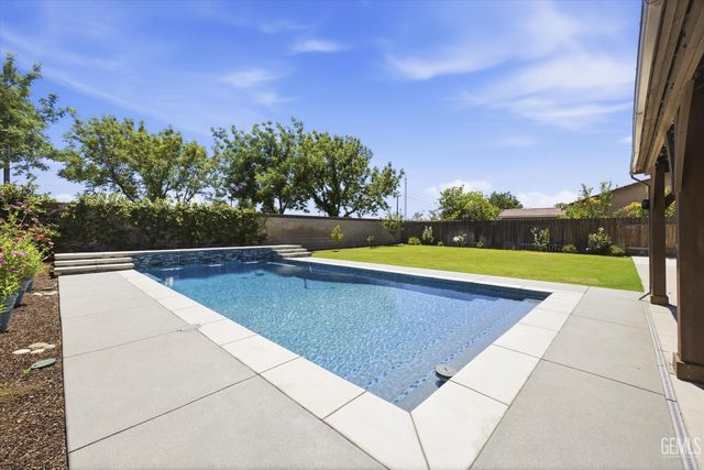 11719 Presidential Road, Bakersfield, CA 93312