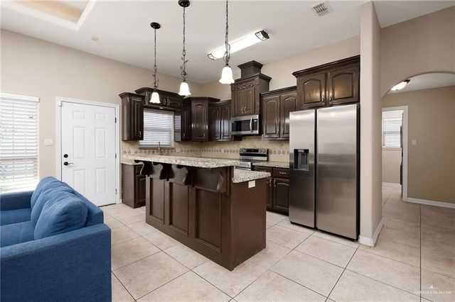 719 W Paisano Lane, Weslaco, TX 78599