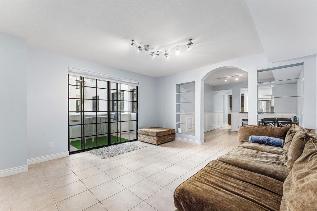 233 S Federal Highway 308, Boca Raton, FL 33432