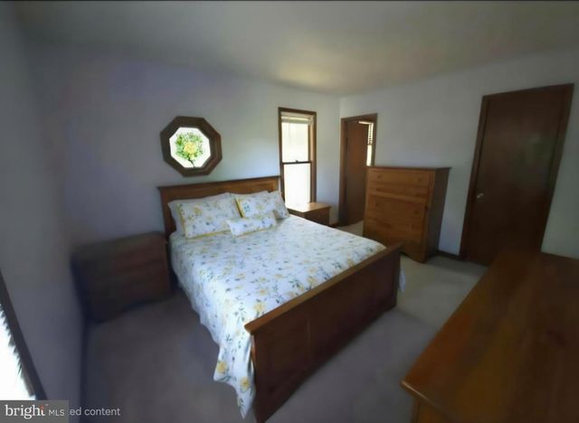 733 CANTERBURY DR, Ruther Glen, VA 22546