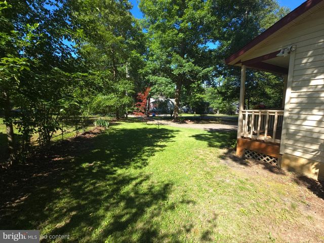 733 CANTERBURY DR, Ruther Glen, VA 22546