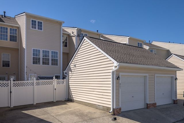 7831 Heaton Way, Nashville, TN 37211