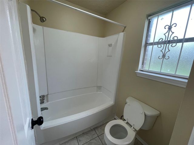 3814 Colvin Street, Houston, TX 77013