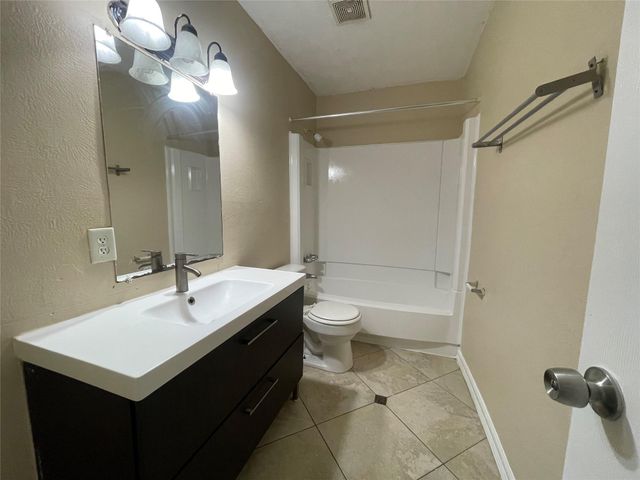 3814 Colvin Street, Houston, TX 77013