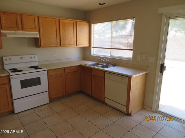15446 W GELDING Drive, Surprise, AZ 85379