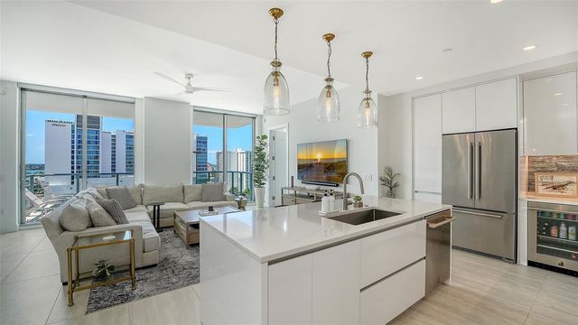 301 QUAY COMMONS 1007, Sarasota, FL 34236