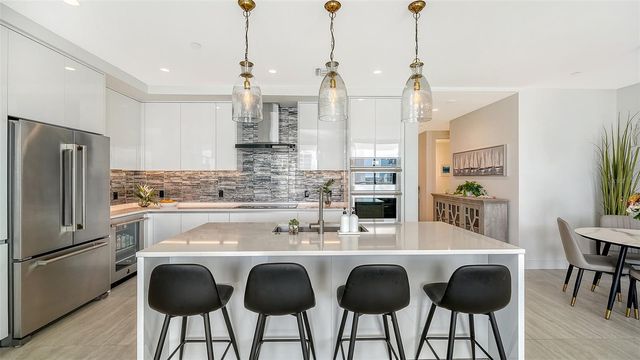 301 QUAY COMMONS 1007, Sarasota, FL 34236