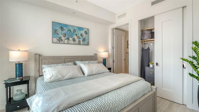 301 QUAY COMMONS 1007, Sarasota, FL 34236