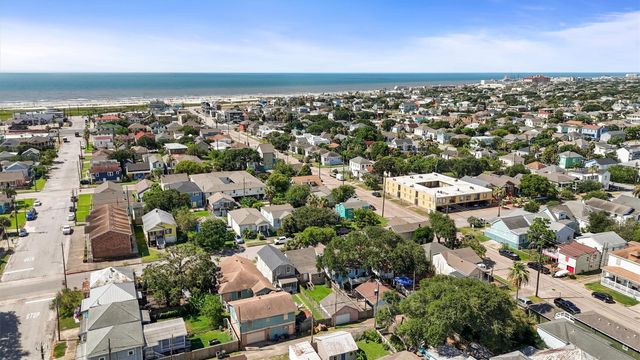 714 Winnie Street, Galveston, TX 77550