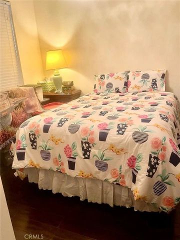 300 E 4th 124, Long Beach, CA 90802