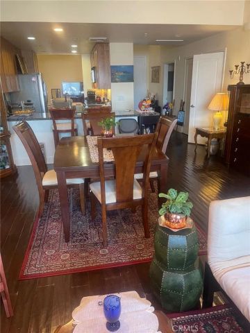 300 E 4th 124, Long Beach, CA 90802