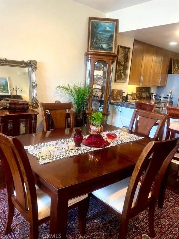 300 E 4th 124, Long Beach, CA 90802