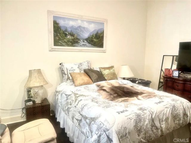 300 E 4th 124, Long Beach, CA 90802