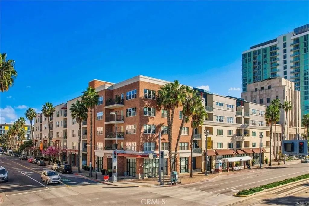 300 E 4th 124, Long Beach, CA 90802