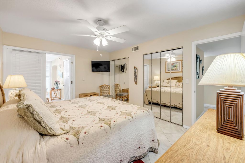 Image 11 of property listing at 5203 S ATLANTIC AVENUE 313B, New Smyrna Beach, FL 32169