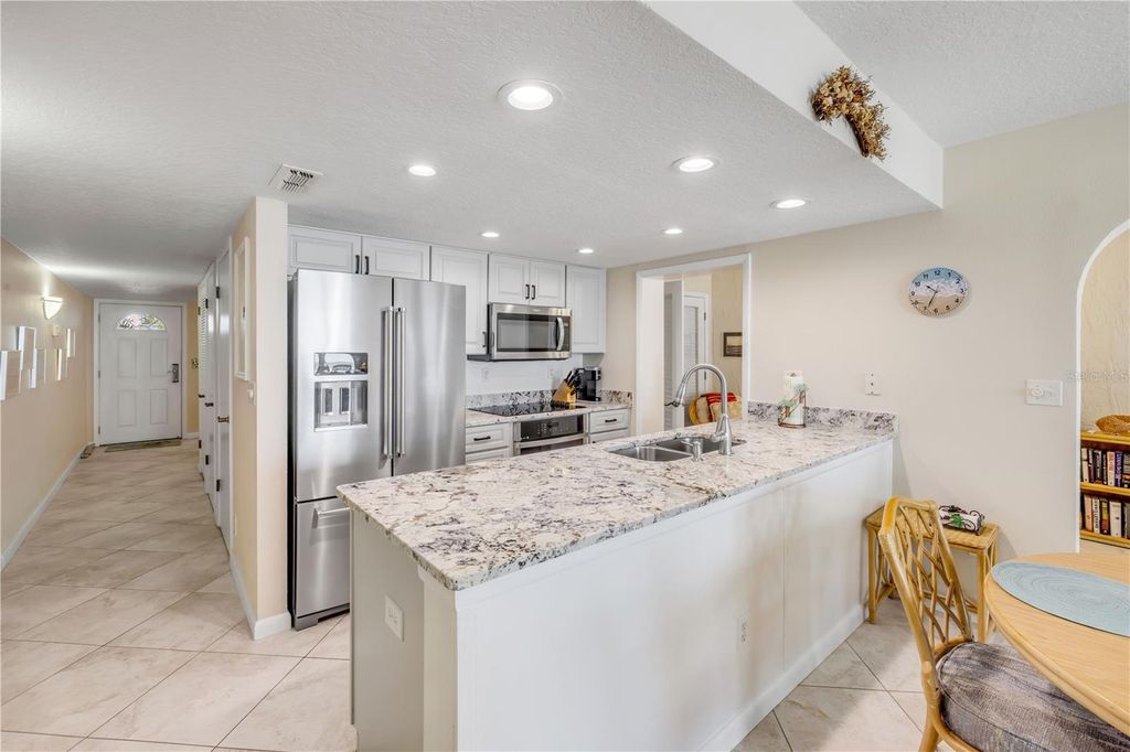 Image 16 of property listing at 5203 S ATLANTIC AVENUE 313B, New Smyrna Beach, FL 32169