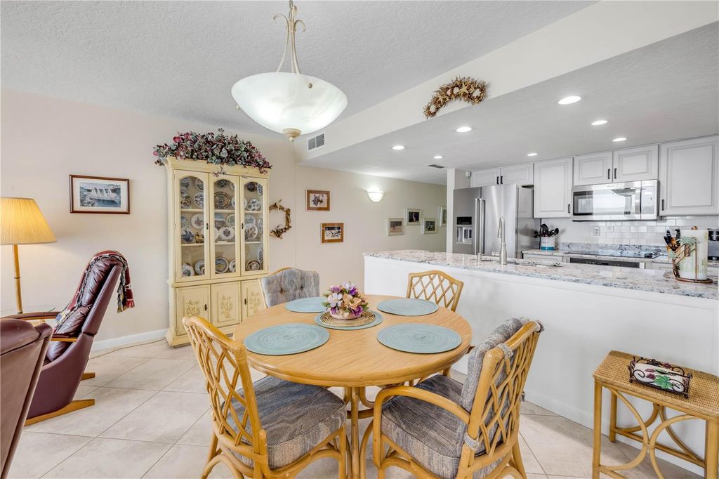 Image 25 of property listing at 5203 S ATLANTIC AVENUE 313B, New Smyrna Beach, FL 32169