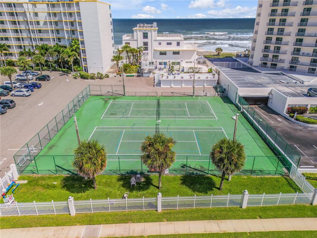 Image 35 of property listing at 5203 S ATLANTIC AVENUE 313B, New Smyrna Beach, FL 32169