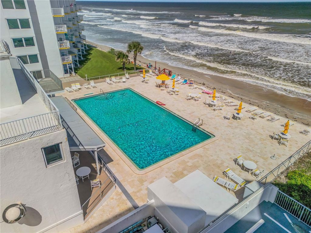 Image 37 of property listing at 5203 S ATLANTIC AVENUE 313B, New Smyrna Beach, FL 32169