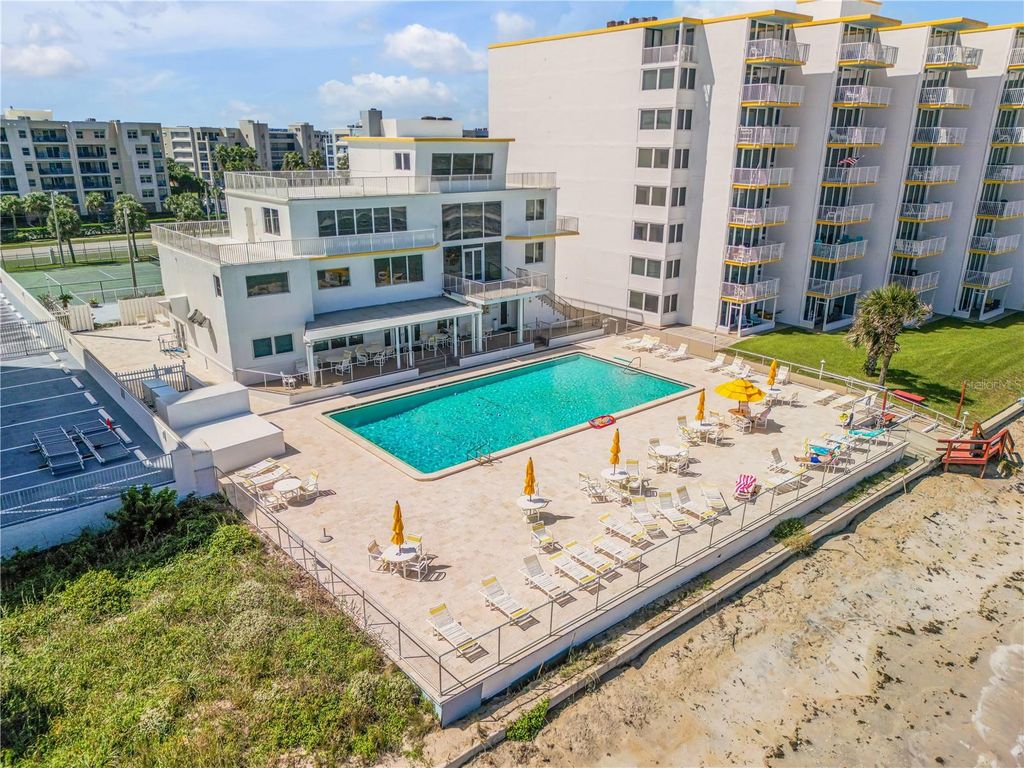 Image 38 of property listing at 5203 S ATLANTIC AVENUE 313B, New Smyrna Beach, FL 32169