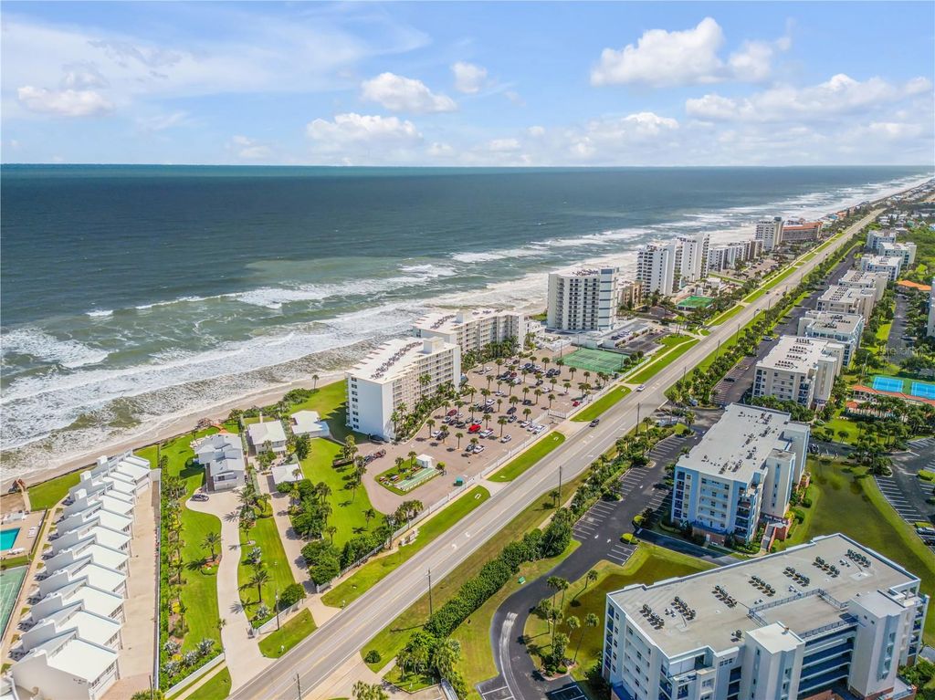 Image 47 of property listing at 5203 S ATLANTIC AVENUE 313B, New Smyrna Beach, FL 32169