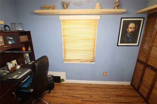 5250 SW 133rd Ave, Miami, FL 33175