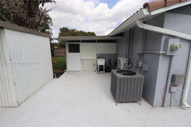 5250 SW 133rd Ave, Miami, FL 33175